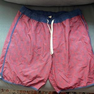 Men’s size large fair harbor swim suit